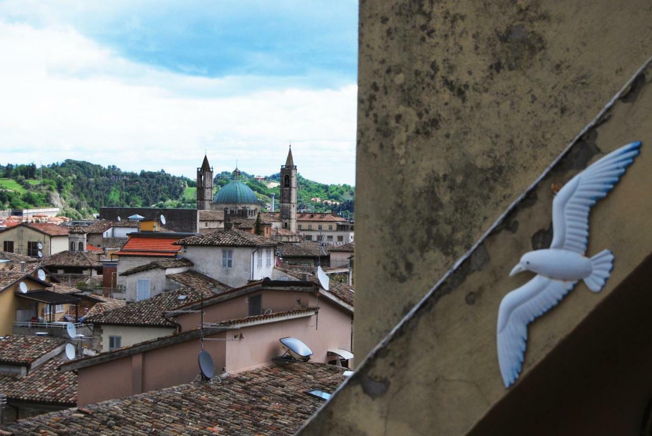 A Casa Di Lola Bed & Breakfast Ascoli Piceno Exterior foto
