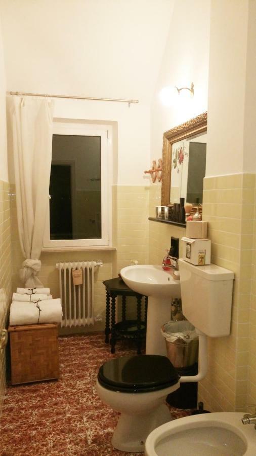 A Casa Di Lola Bed & Breakfast Ascoli Piceno Exterior foto