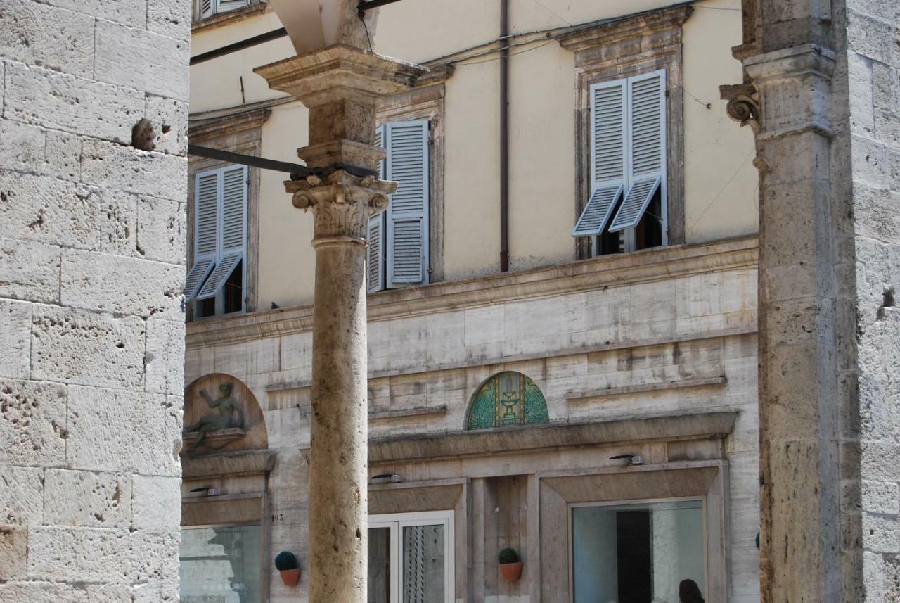 A Casa Di Lola Bed & Breakfast Ascoli Piceno Exterior foto